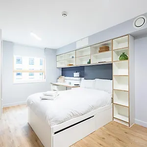 Apartment Brand New Modern Rooms, & - Sk